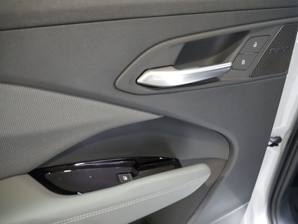 Thumbnail: 2026 Audi Q3 - 23