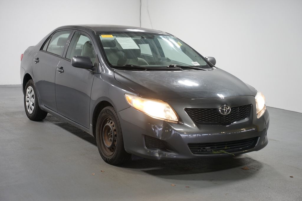 Thumbnail: 2010 Toyota Corolla - 3
