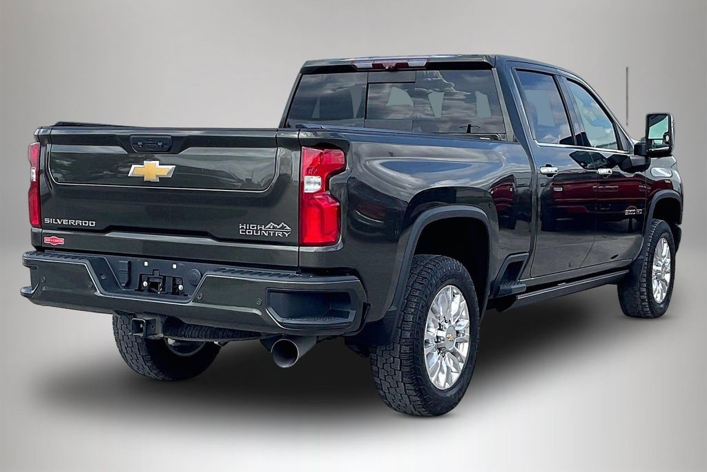 Used 2023 Chevrolet Silverado 3500HD High Country 4D Crew Cab