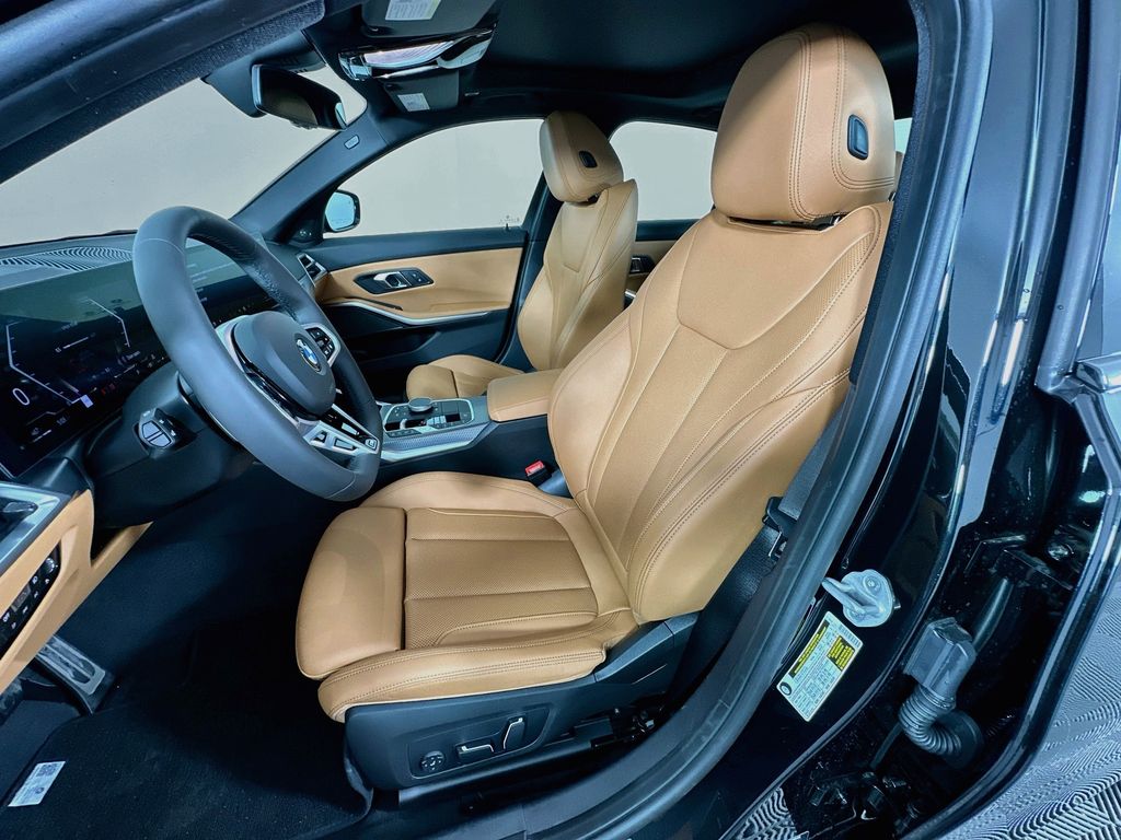 Thumbnail: 2026 BMW 3 Series - 16