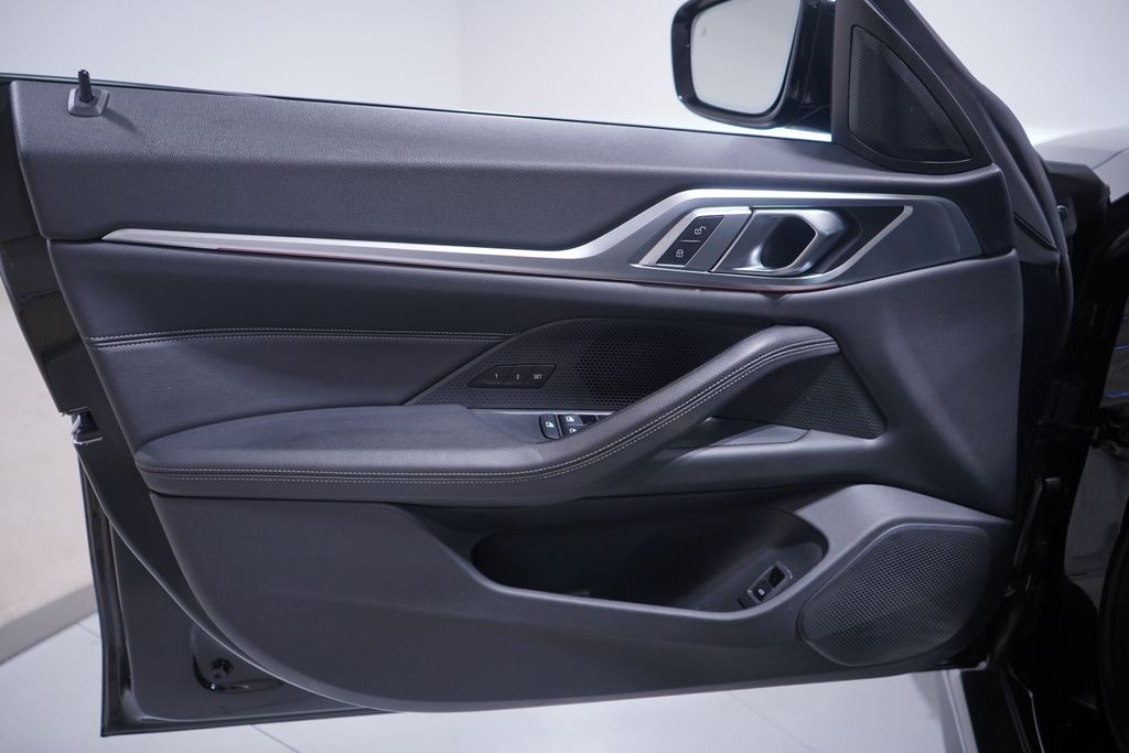 Thumbnail: 2023 BMW i4 - 16