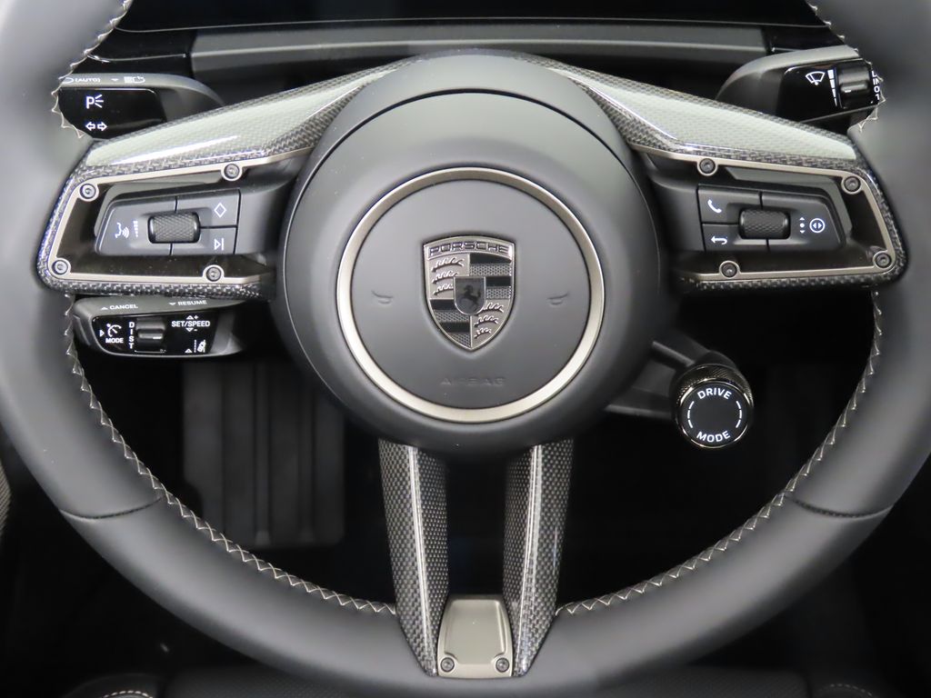 Thumbnail: 2025 Porsche Macan - 19