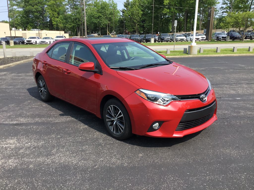 2016 Toyota Corolla LE Premium 2