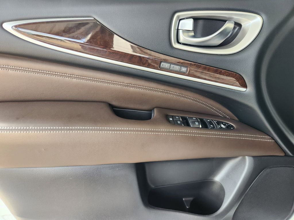2017 INFINITI QX60 Base White at Westside Lexus