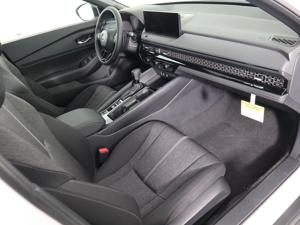 Thumbnail: 2025 Honda Accord - 18