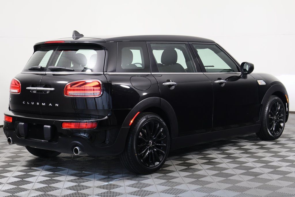 Thumbnail: 2022 MINI Cooper Clubman - 4