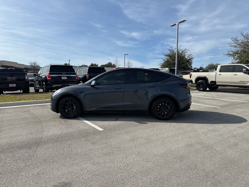 Used Car 2022 Tesla Model Y  Long Range For Sale Under $30,000 In Austin, Texas
