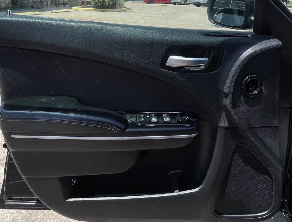 2019 Dodge Charger SXT Black at Autostrade