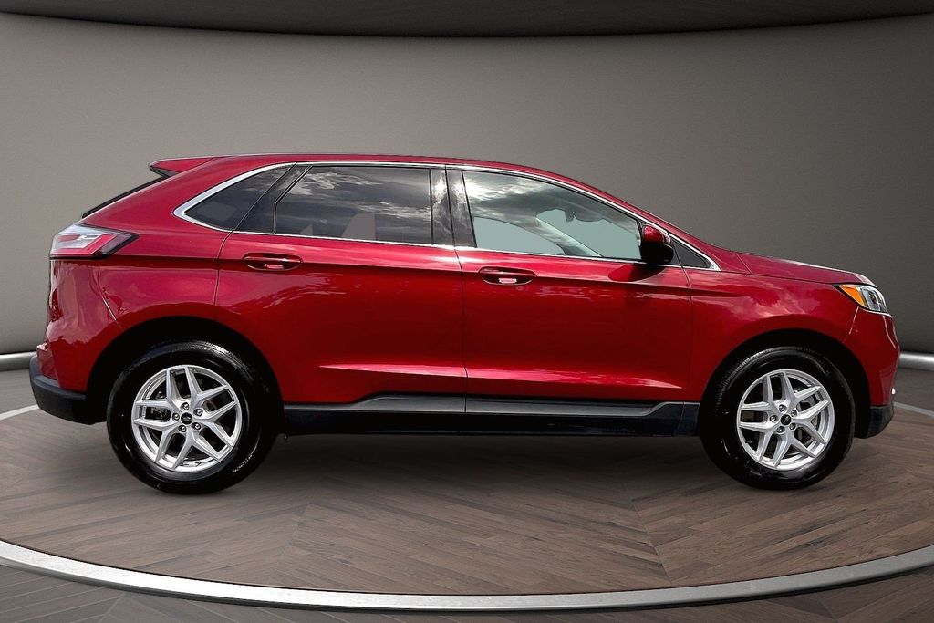 Used 2024 Ford Edge SUV