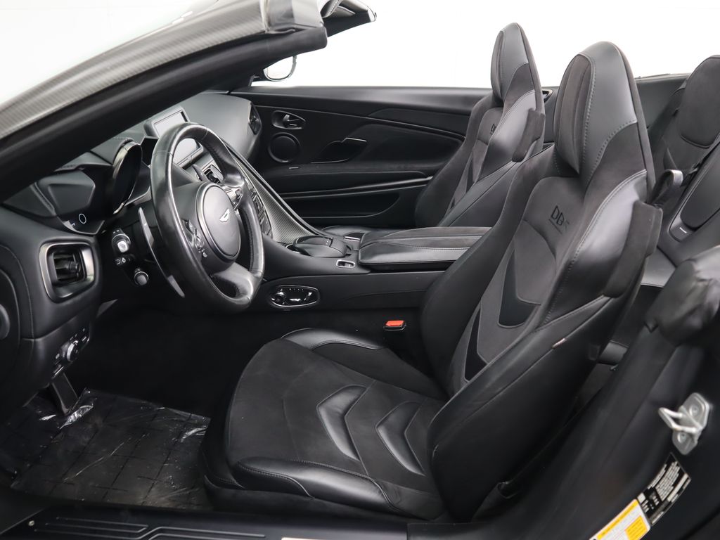 2020 Aston Martin DBS Superleggera 27