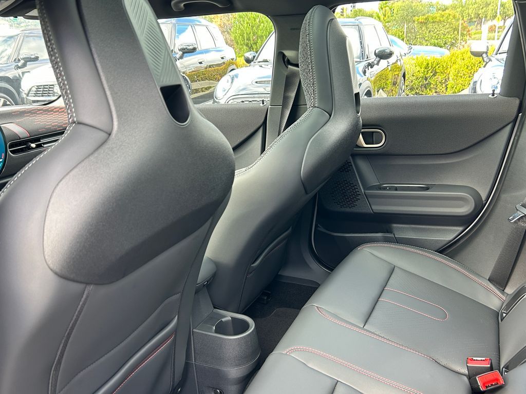 Thumbnail: 2026 MINI Cooper - 30