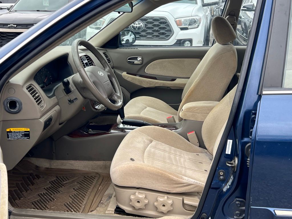 2004 Hyundai Sonata GLS 5