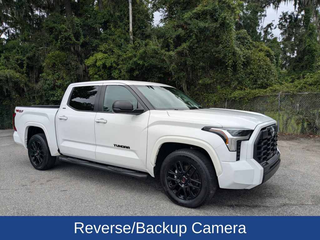 2024 Toyota Tundra SR5 4WD