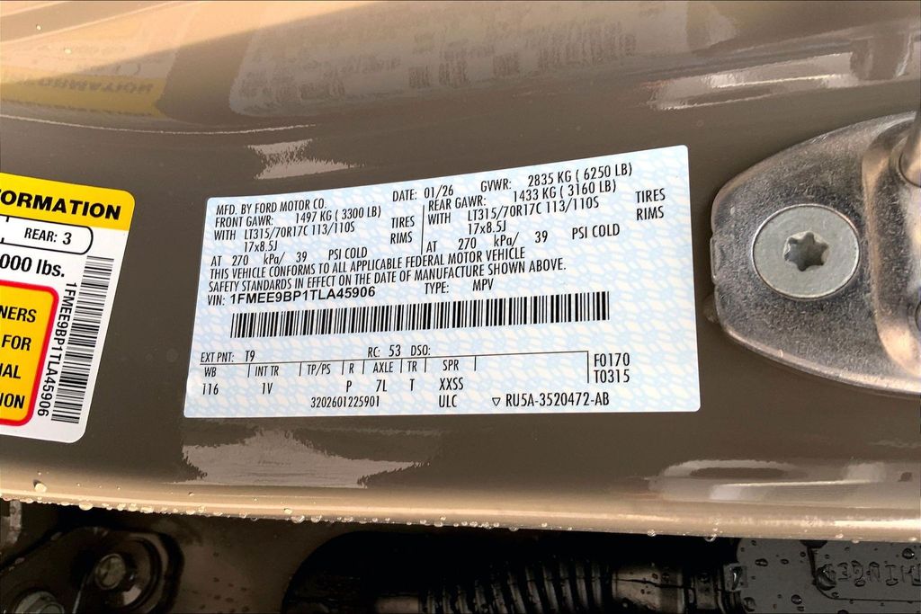 New 2026 Gray Ford Badlands image 13