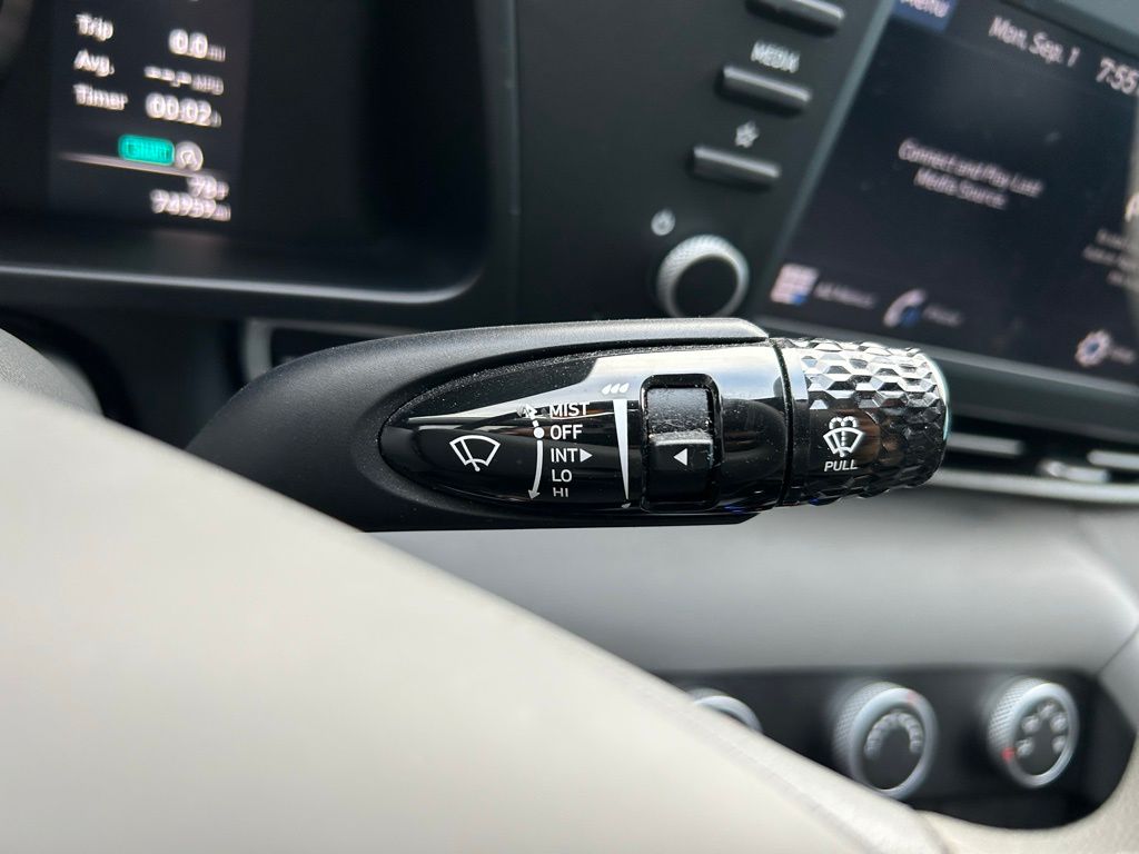 Thumbnail: 2021 Hyundai Elantra - 20