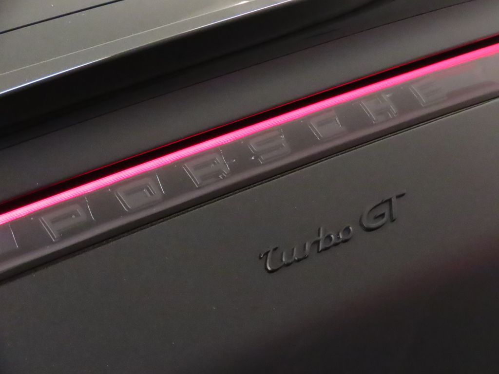 Thumbnail: 2022 Porsche  - 12