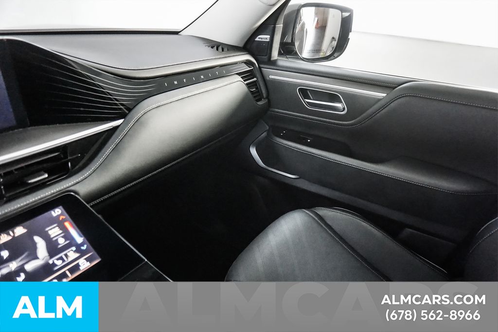 Used 2025 Gray INFINITI LUXE image 38