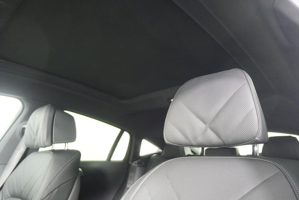 Thumbnail: 2026 BMW X6 - 11