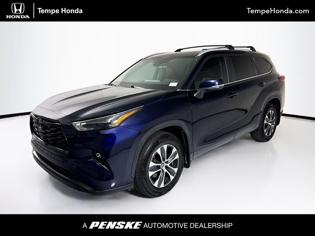 Thumbnail: 2023 Toyota Highlander - 1