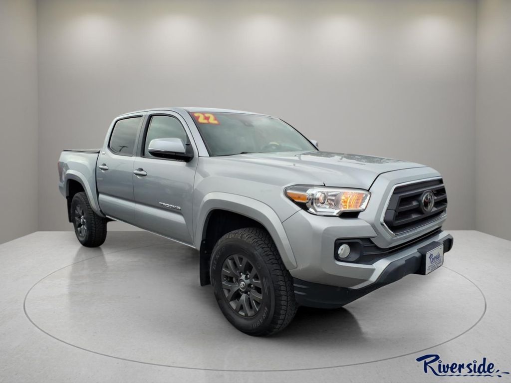 2022 Toyota Tacoma SR5 V6 Double Cab RWD