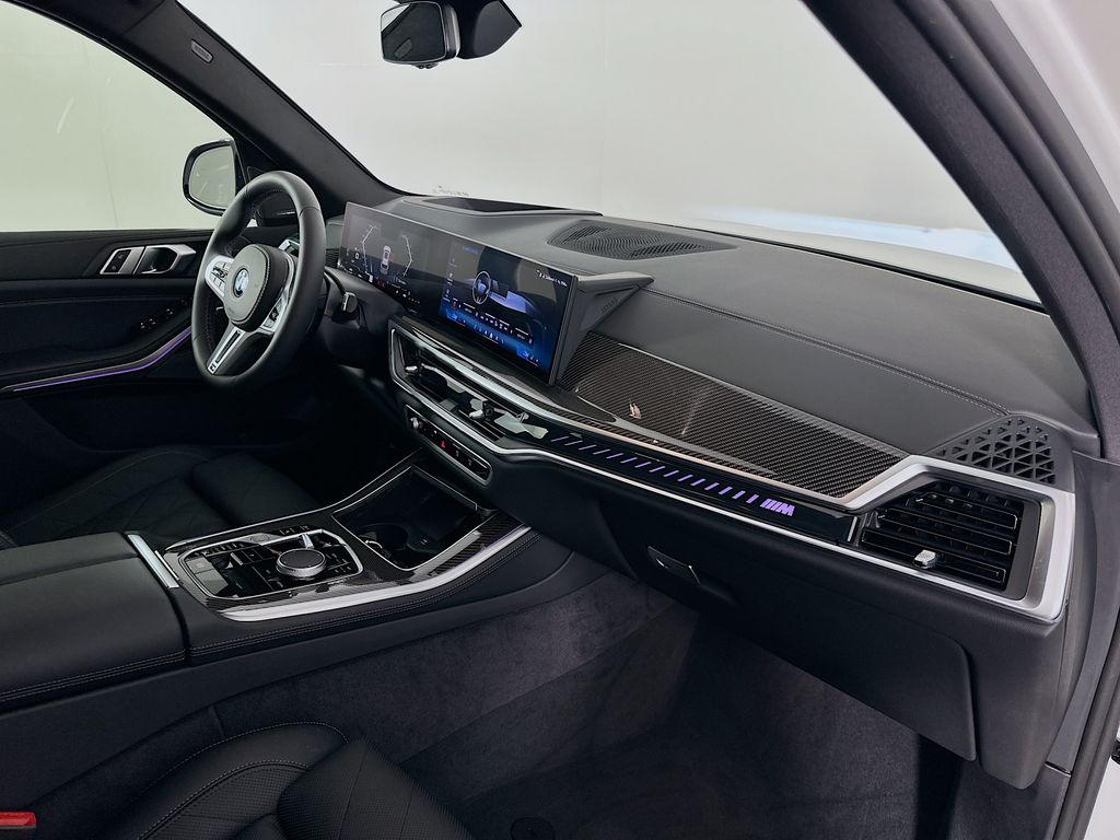 Thumbnail: 2025 BMW X5 - 29