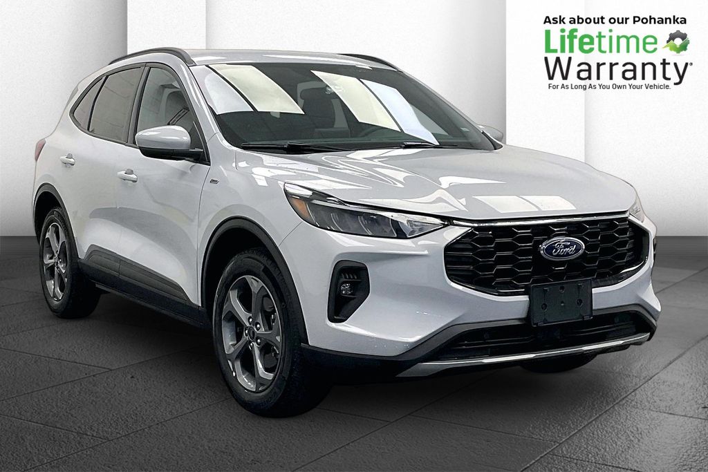 Silver Metallic 2025 Ford Escape SUV / Crossover All-Wheel Drive Automatic
