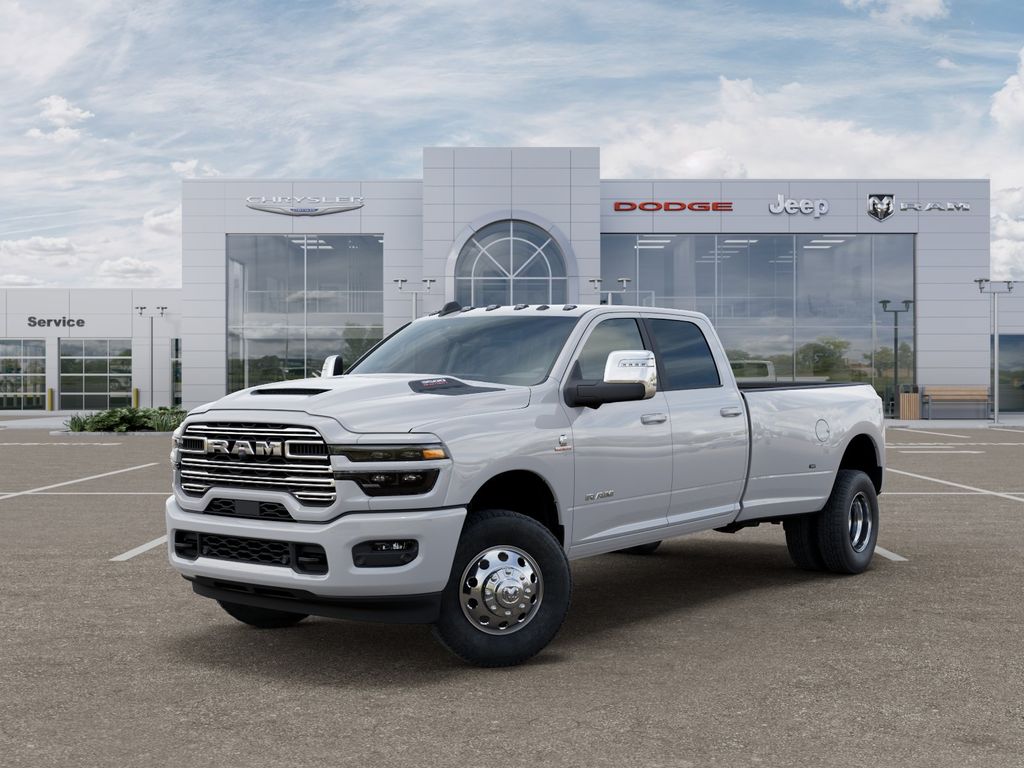 2026 RAM 3500 Laramie Crew Cab LB DRW 4WD