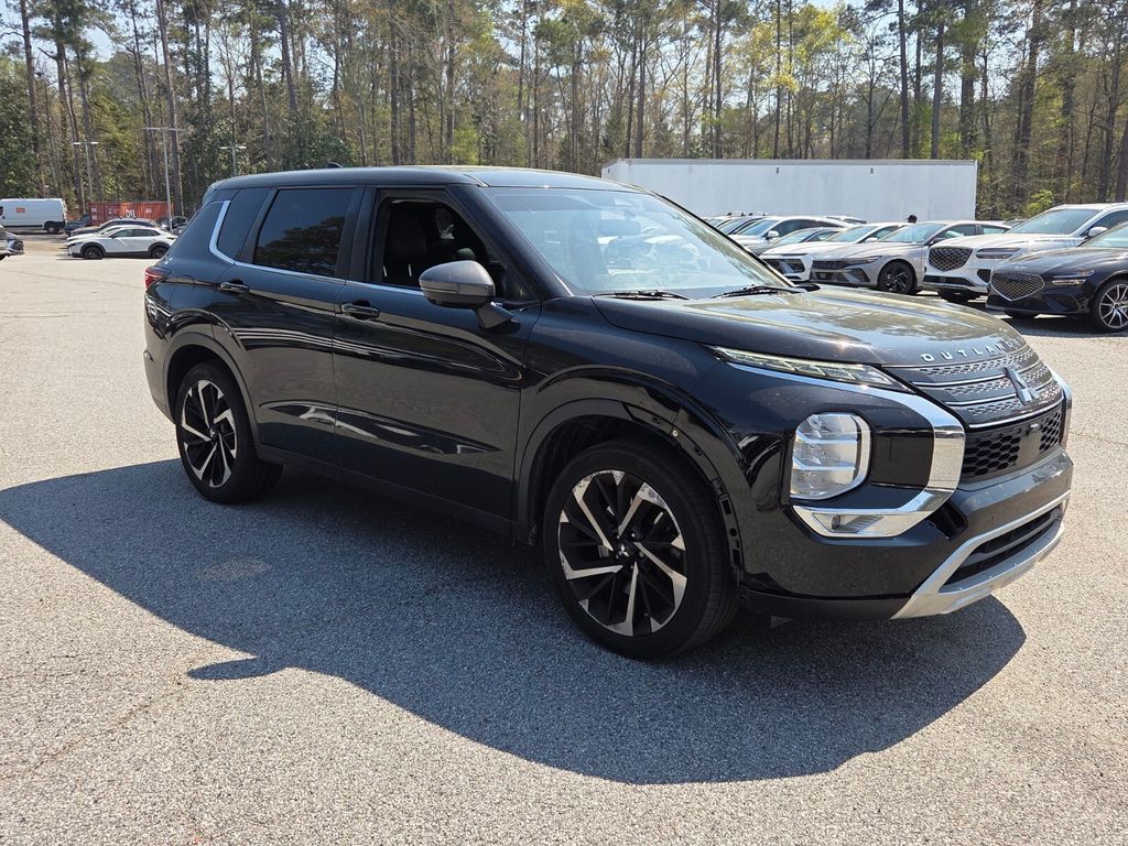 2022 Mitsubishi Outlander SE S-AWC