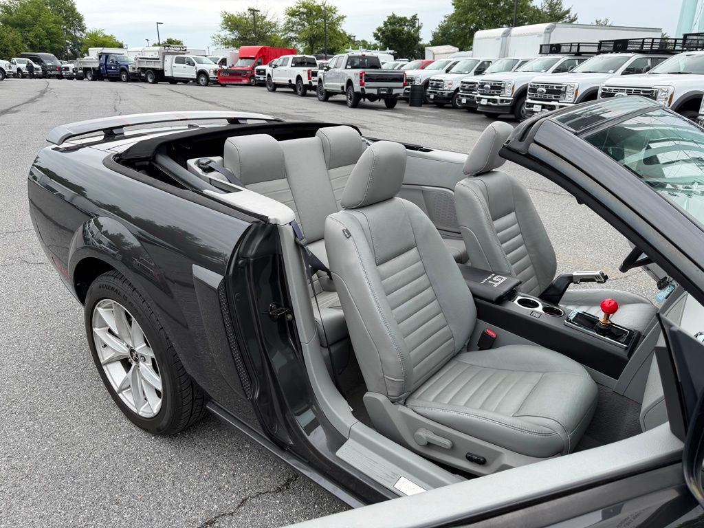 2008 Ford Mustang GT Deluxe