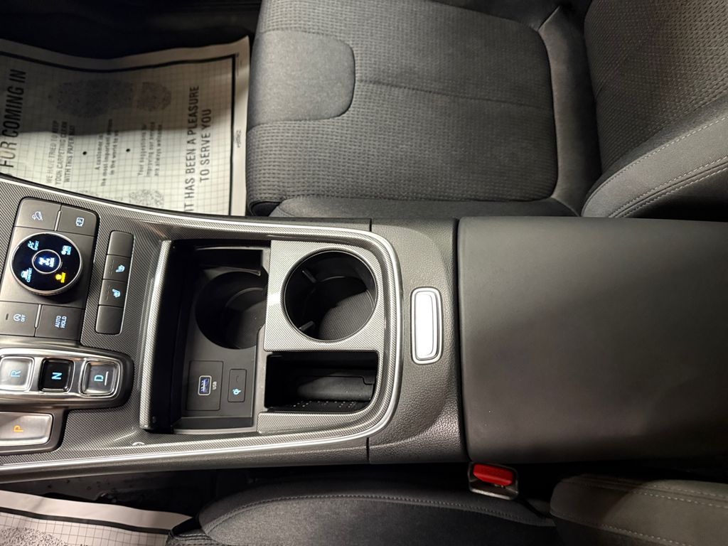 2022 Hyundai Santa Fe SEL photo