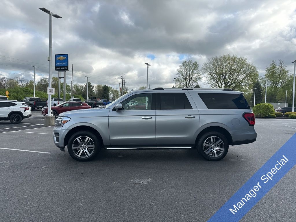 2022 Ford Expedition Max Limited photo