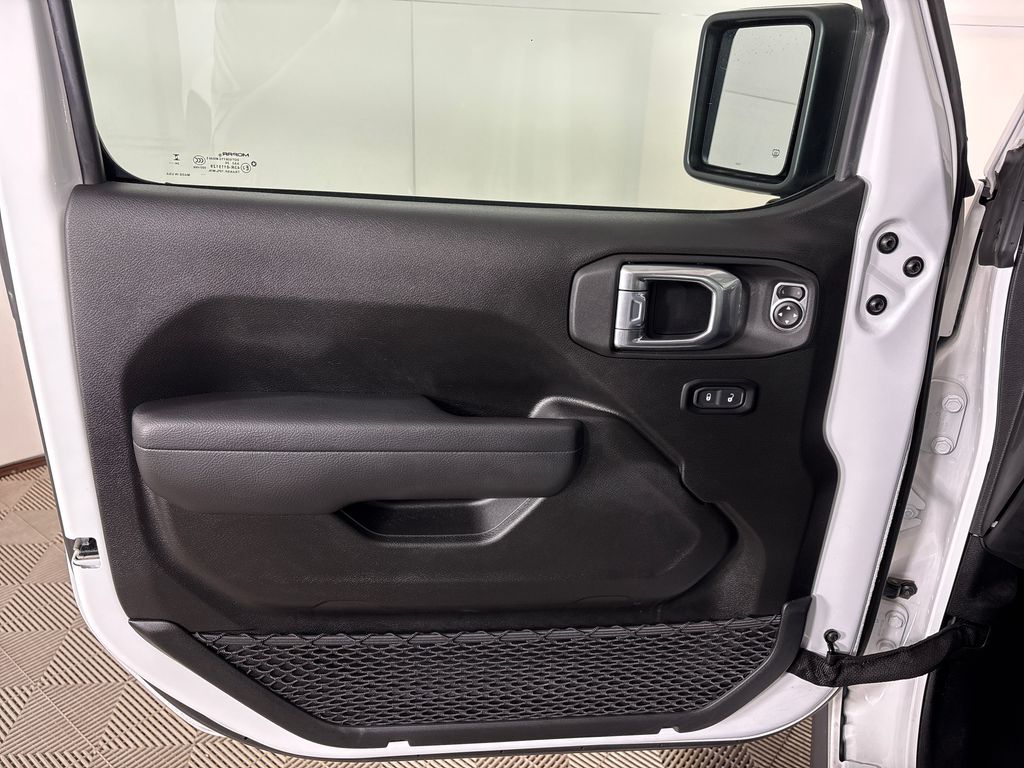 Certified Used 2025 White Jeep Nighthawk image 16