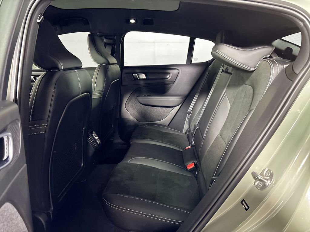 2022 Volvo C40 Recharge Pure Electric Ultimate