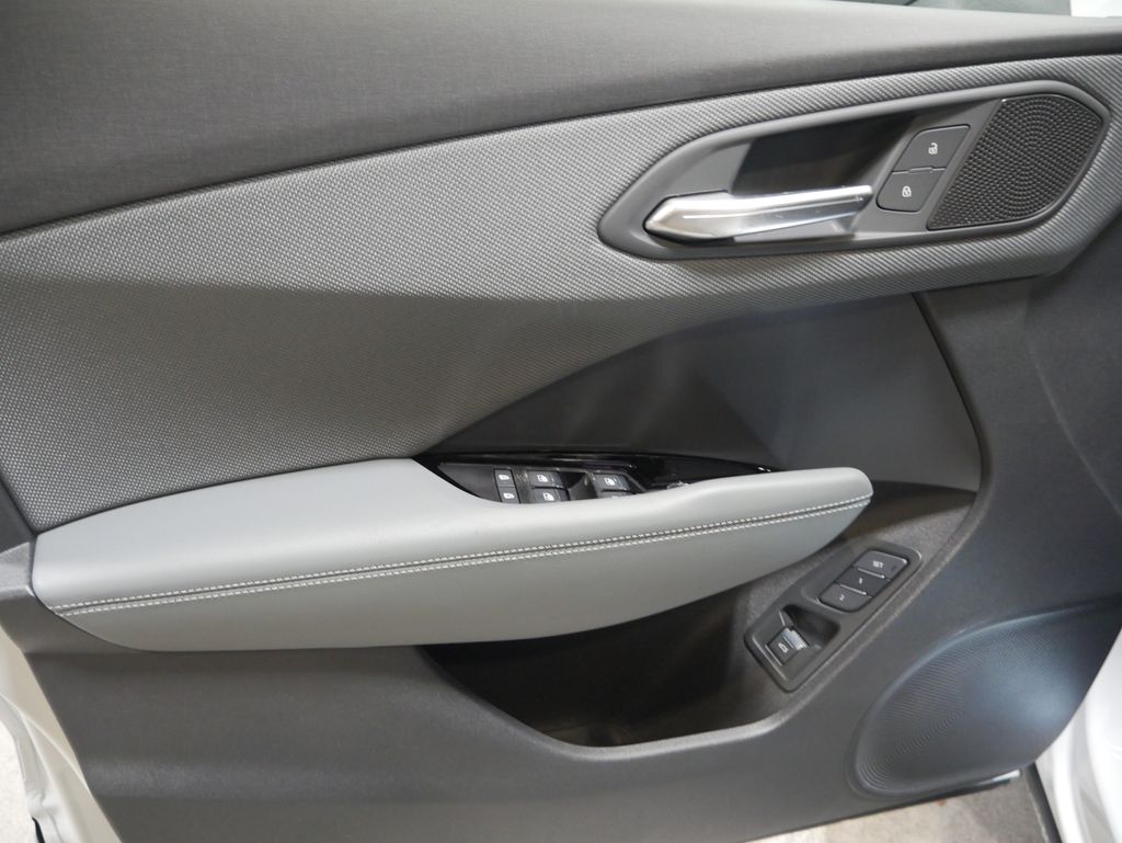 Thumbnail: 2026 Audi Q3 - 16