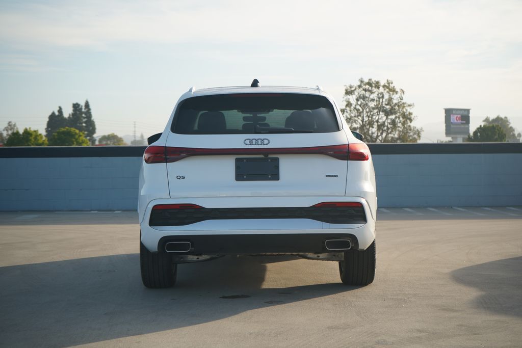 Thumbnail: 2026 Audi Q5 - 5