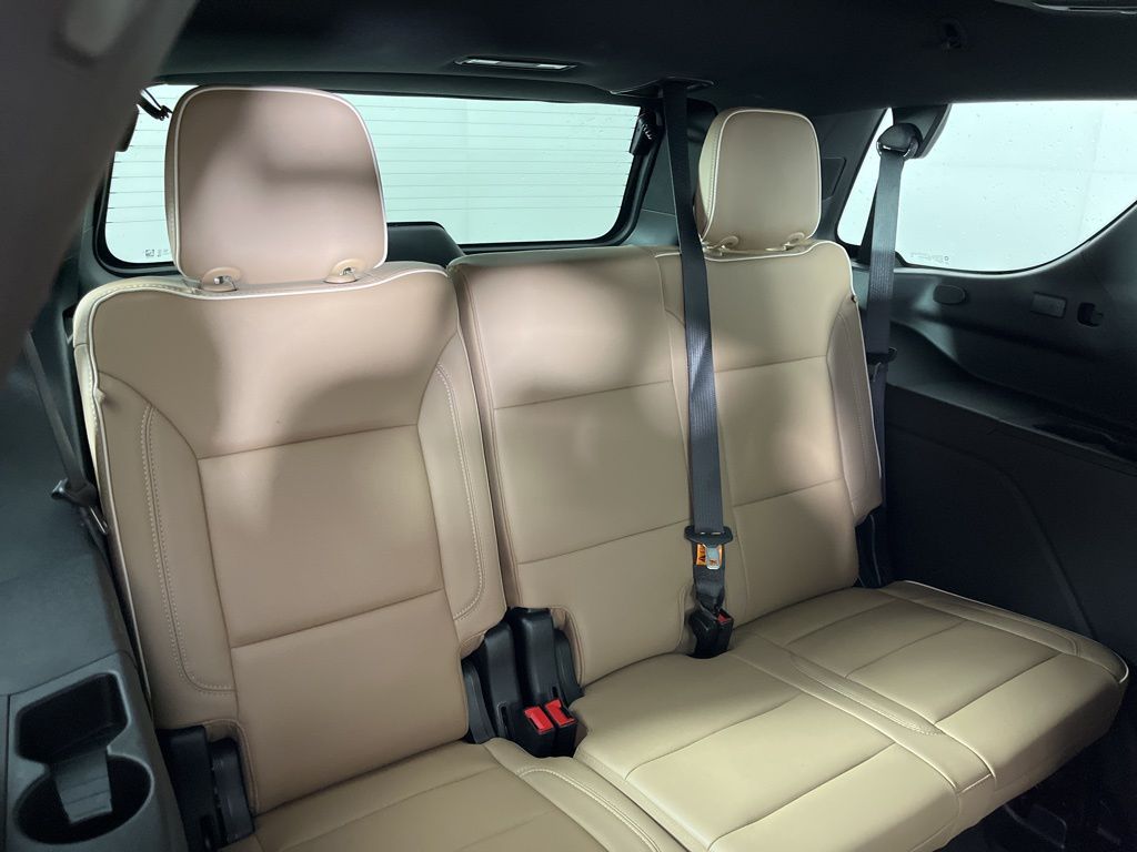 Thumbnail: 2023 Chevrolet Tahoe - 12