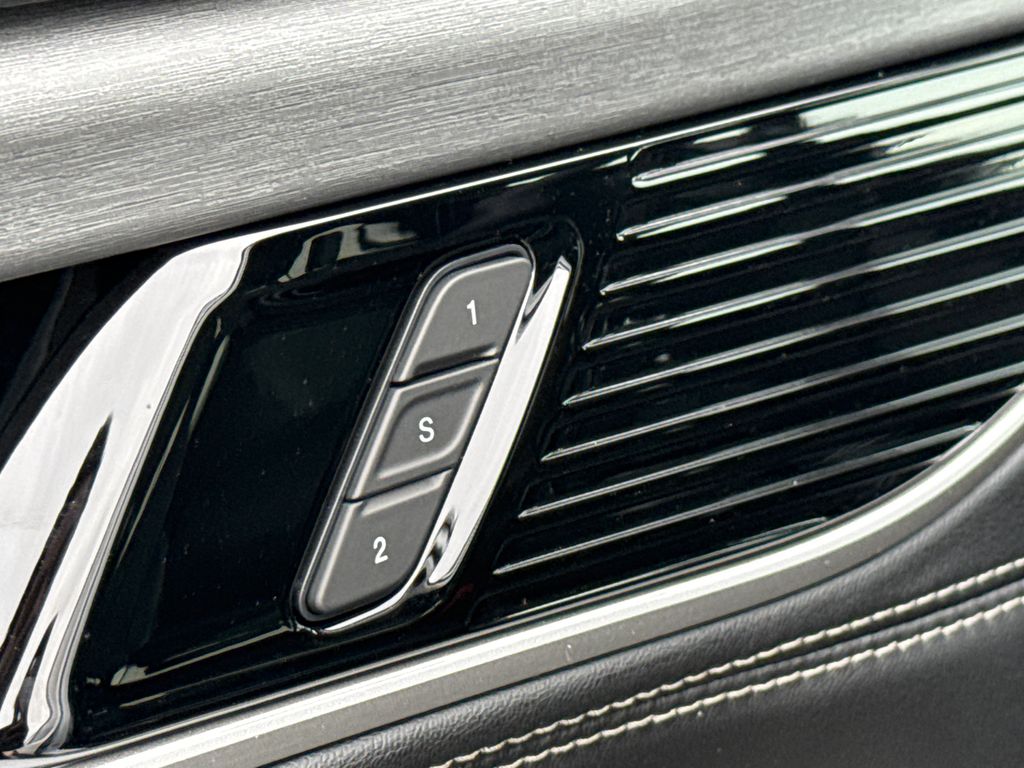 New 2026 Jeep Grand Wagoneer SUV