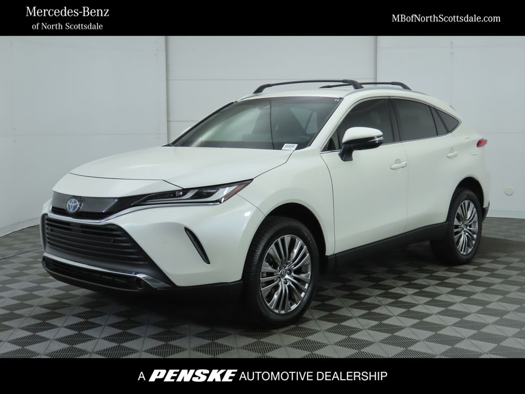 2022 Toyota Venza LE -
                Phoenix, AZ