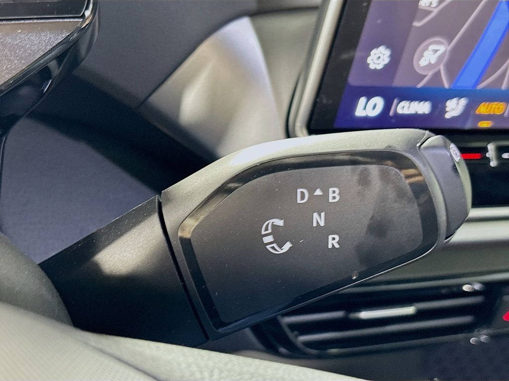 2025 Volkswagen ID.4 Pro
