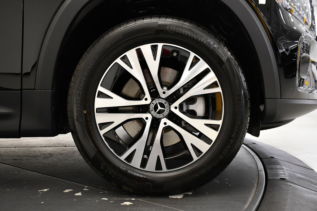 Thumbnail: 2026 Mercedes-Benz GLB - 16