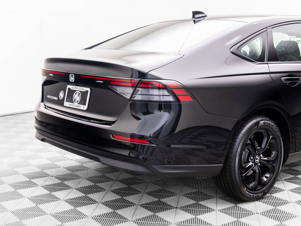 2025 Honda Accord SE photo