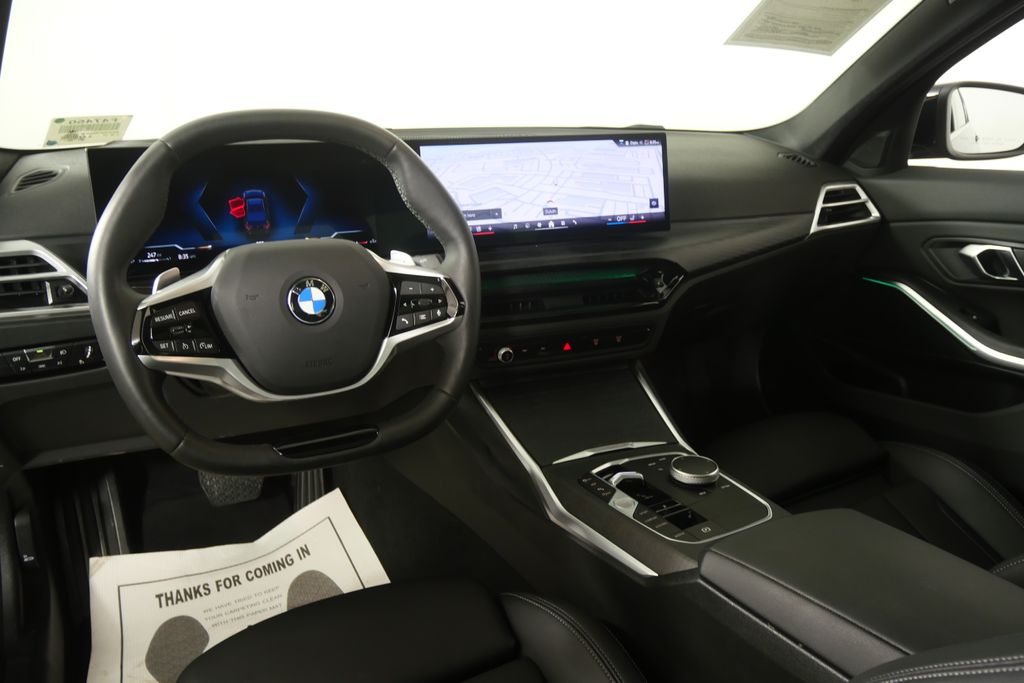 Thumbnail: 2025 BMW 3 Series - 16