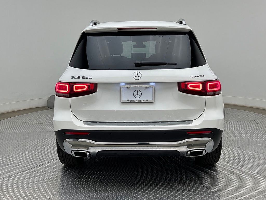 2023 Mercedes-Benz GLB 250 5