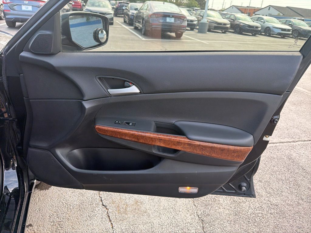 Thumbnail: 2012 Honda Accord - 25