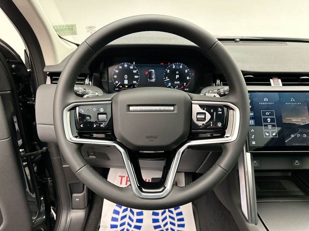 2025 Land Rover Discovery Sport S 11