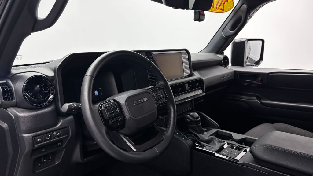 Thumbnail: 2025 Toyota Land Cruiser - 14