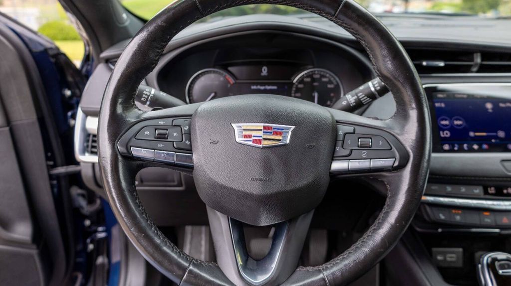 Used 2021 Cadillac XT4 Premium Luxury 4D Sport Utility