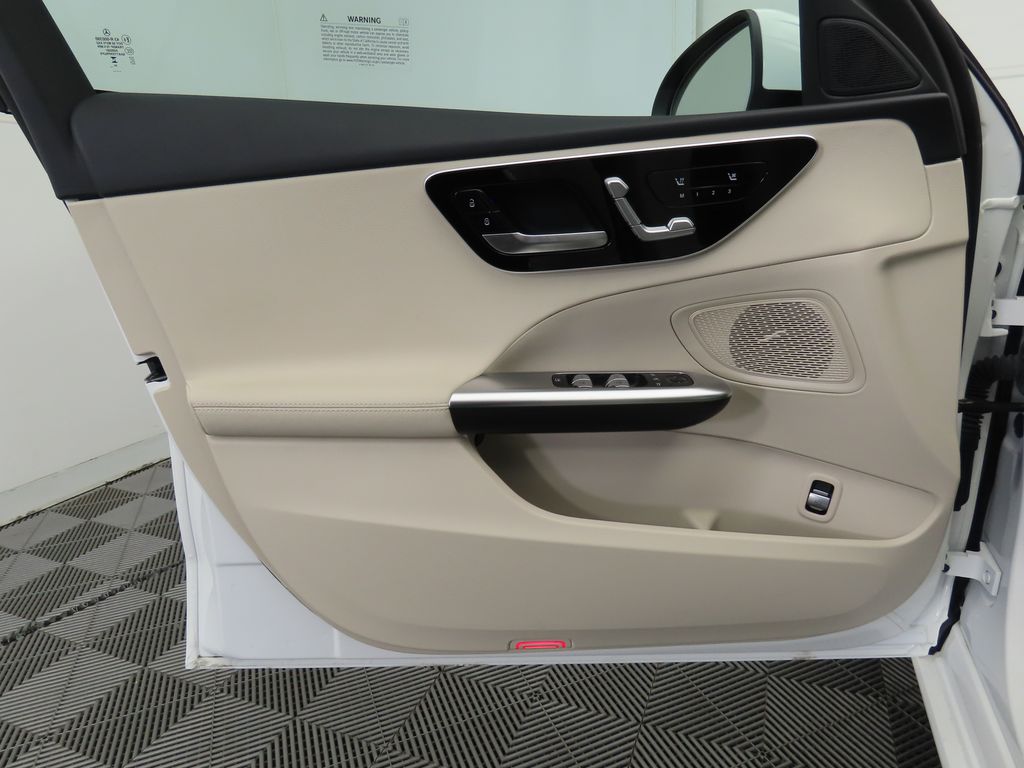 Thumbnail: 2025 Mercedes-Benz C-Class - 22