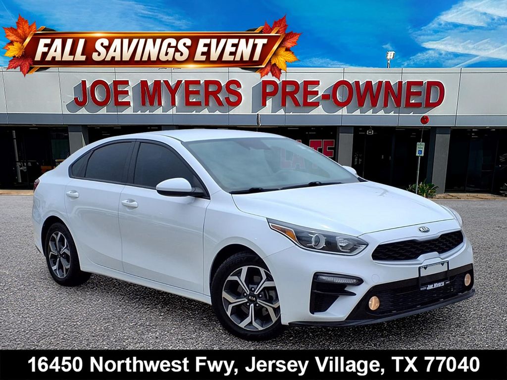 2021 Kia Forte LXS White at Community Toyota