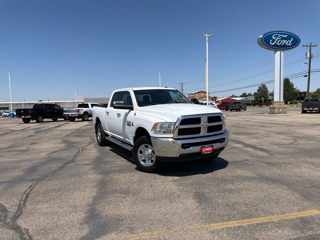 Bright White Clearcoat 2016 RAM 3500 Pickup Truck Four-Wheel Drive 6-Speed Automatic